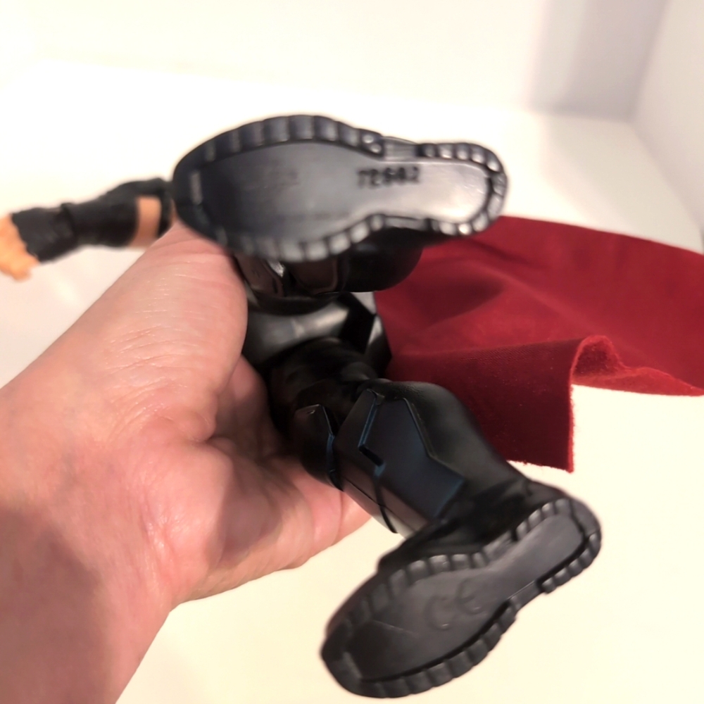 Thor Ragnarok 12 inch Figure Electronic Talking Figure Marvel Hasbro‎ Works - Picture 9 of 9